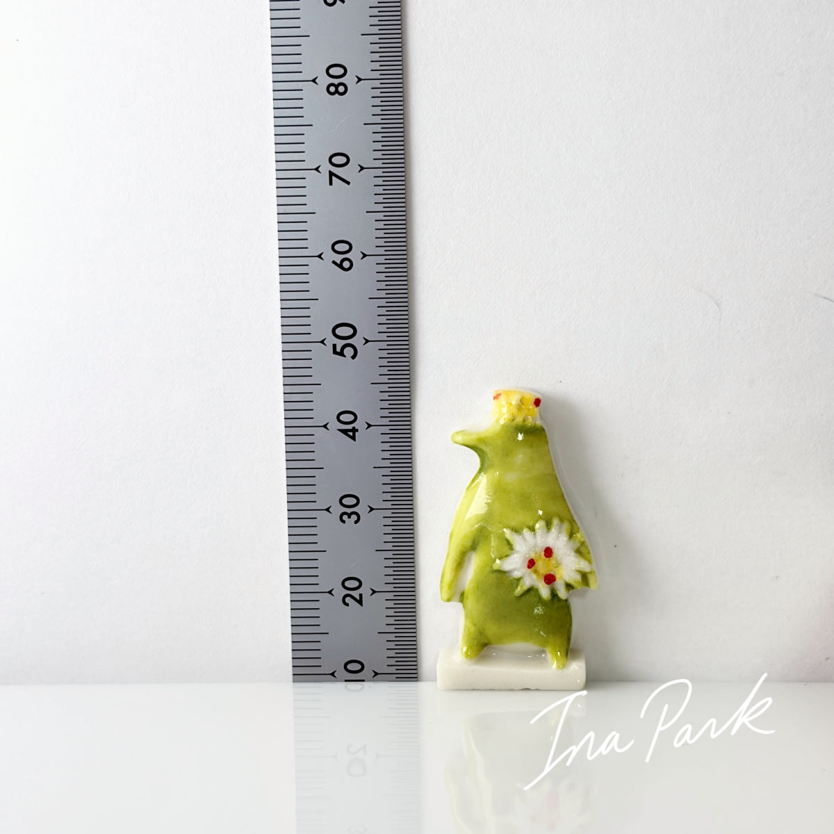 モノプリ2003 花と王冠のペンギン