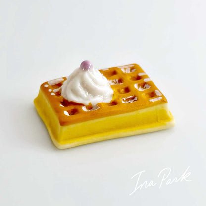 クリームとワッフルのフェーヴ