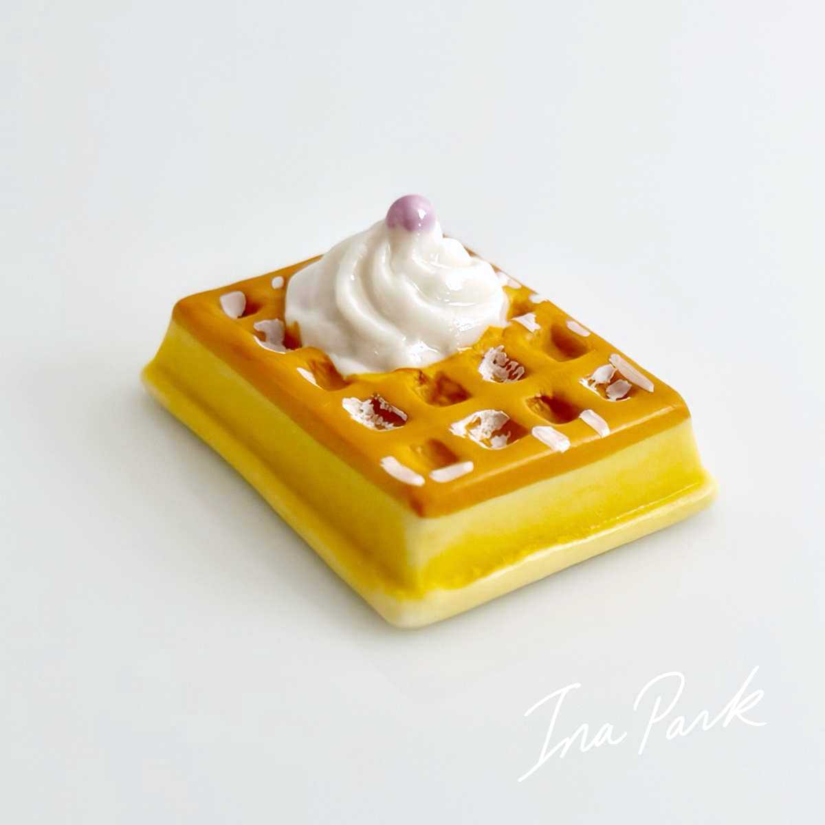 クリームとワッフルのフェーヴ