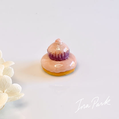 LADURÉE　2002　ルリジューズ　フェーヴ　お菓子