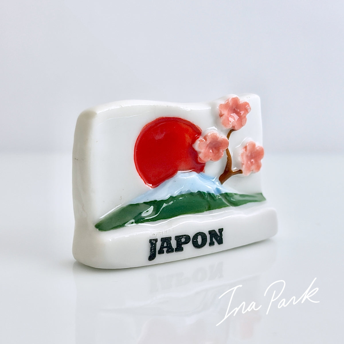 日本国旗と桜、富士山のフェーブ