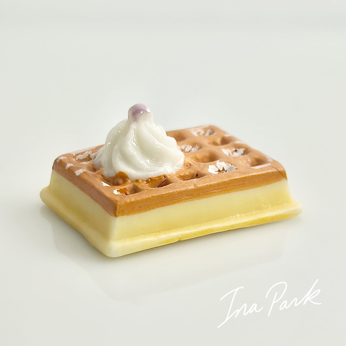 クリームとワッフルのフェーヴ