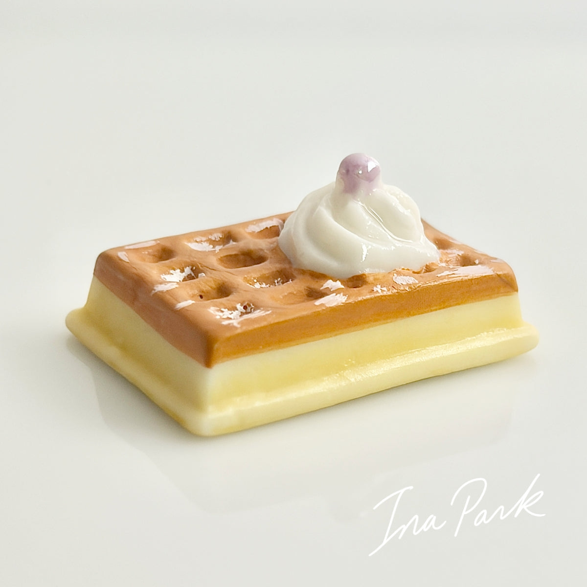 クリームとワッフルのフェーヴ