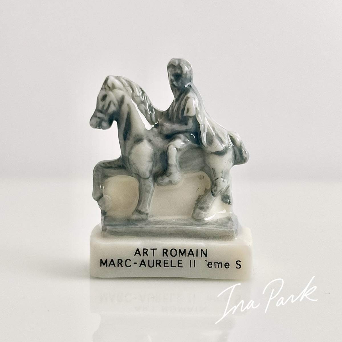 ローマ美術　マルクス・アウレリウス　騎馬像のフェーブ