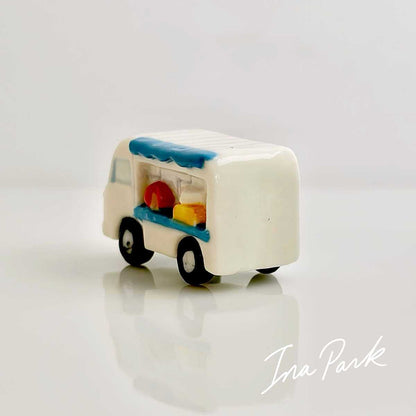 チーズの移動販売車