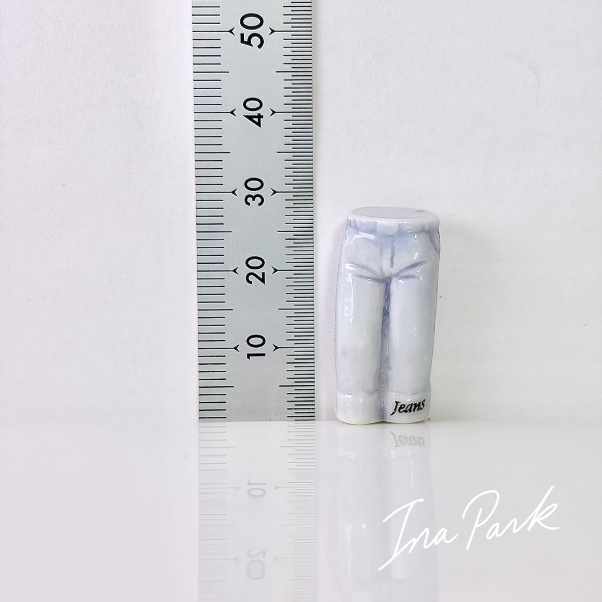 ジーンズ　デニムパンツのフェーブ
