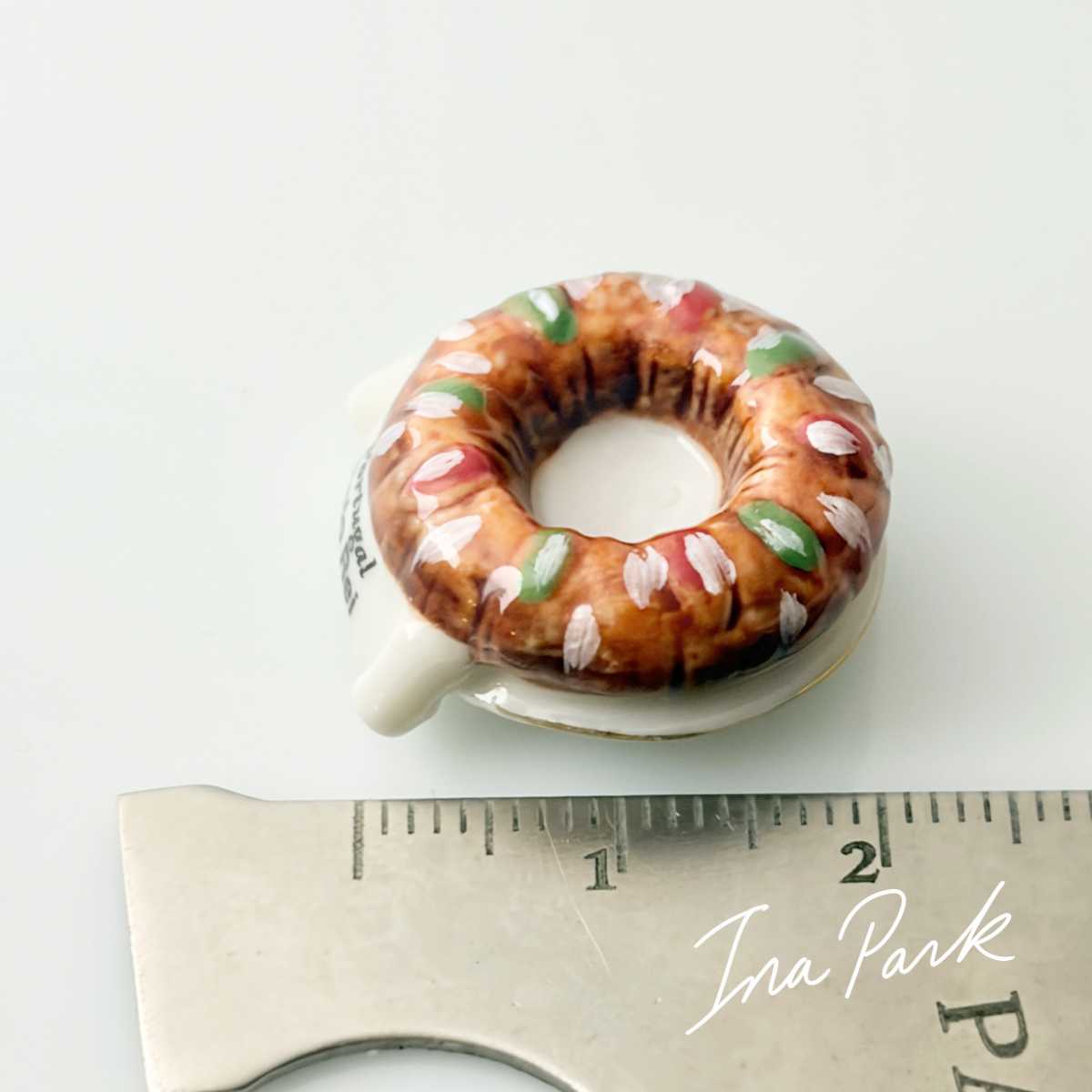 ボーロ・レイ　ポルトガルのお菓子のフェーブ