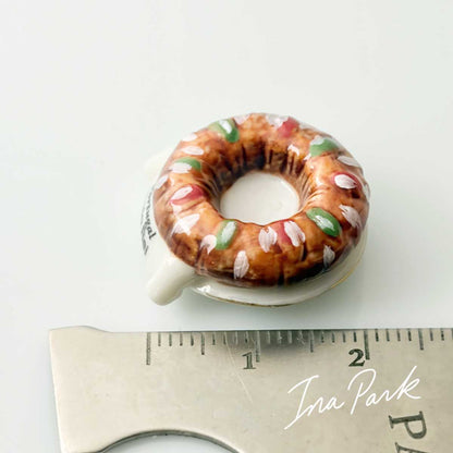 ボーロ・レイ　ポルトガルのお菓子のフェーブ