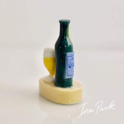 パスティスのボトルとグラスのフェーブ　お酒