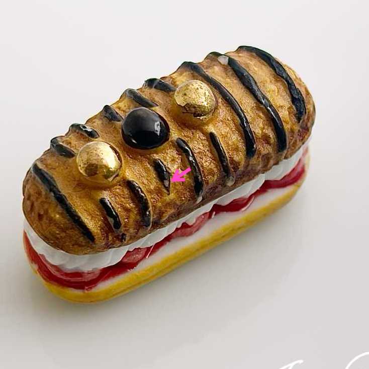 ⚠︎ボリュームいっぱいのエクレア