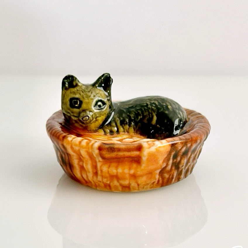 ⚠︎有　セヴェンヌ地方　猫のバスケット