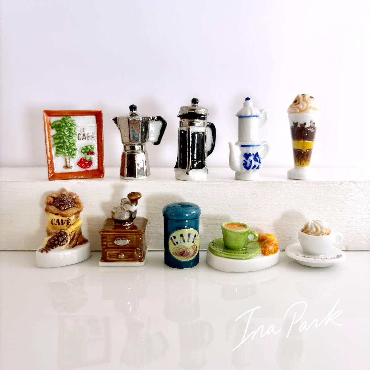 モダンなカフェタイム