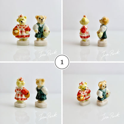 ペアのテディベアのヴィンテージフェーブ